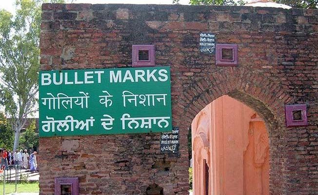 facts-about-the-jallianwala-bagh-massacre-every-indian-should-know-652x400-1-1460547758.jpg