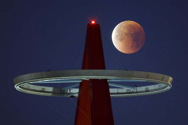moon3.jpg