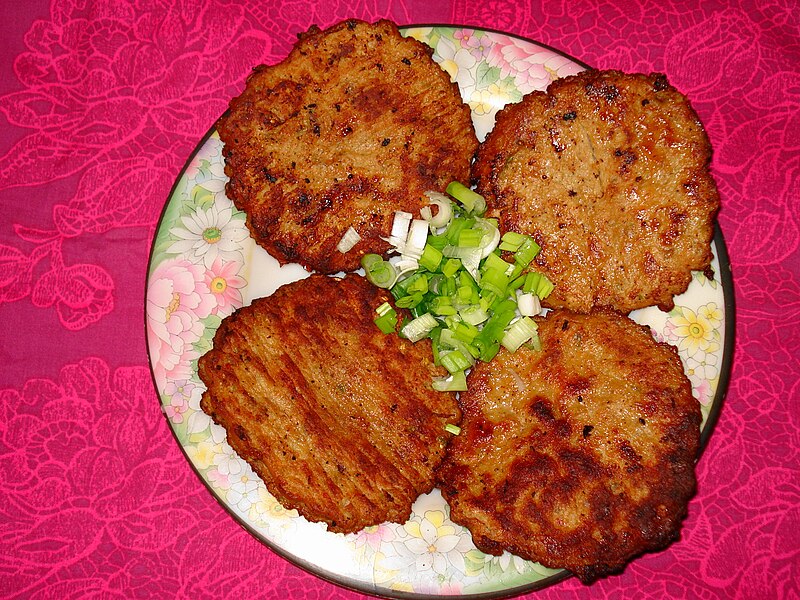 800px-Chapli_Kabab.JPG