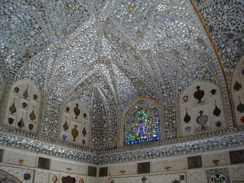 Agra-Fort-Sheesh-Mahal.jpg