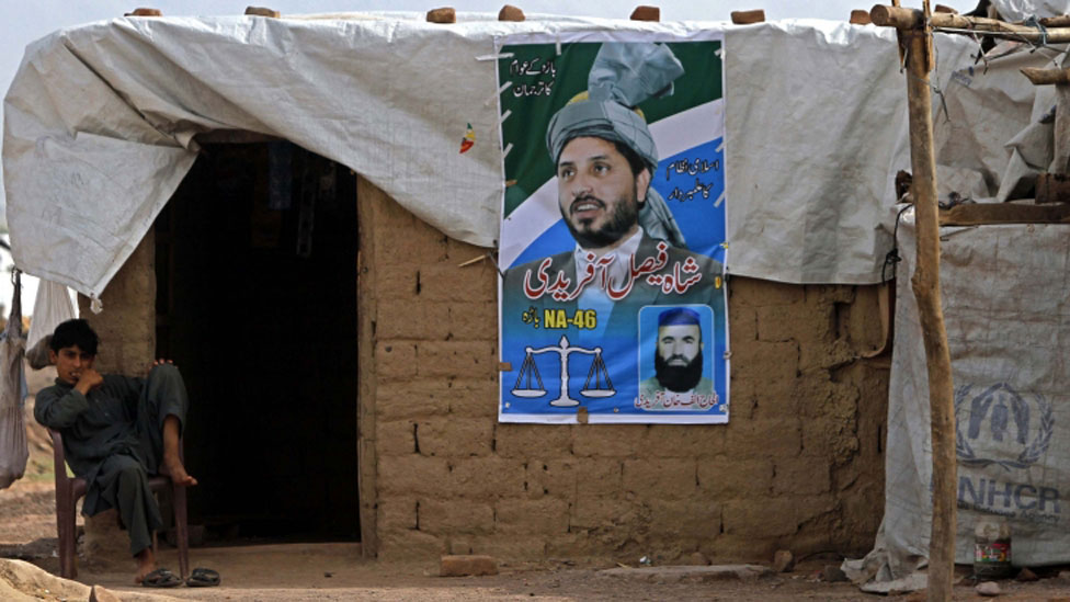 130503100129_jalozai_election8.jpg
