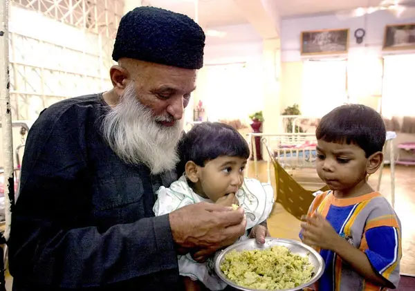 657281_2193504_Eidhi04_updates.jpg