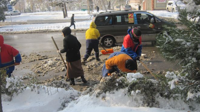 _92676500_snow_dushanbe_59.jpg