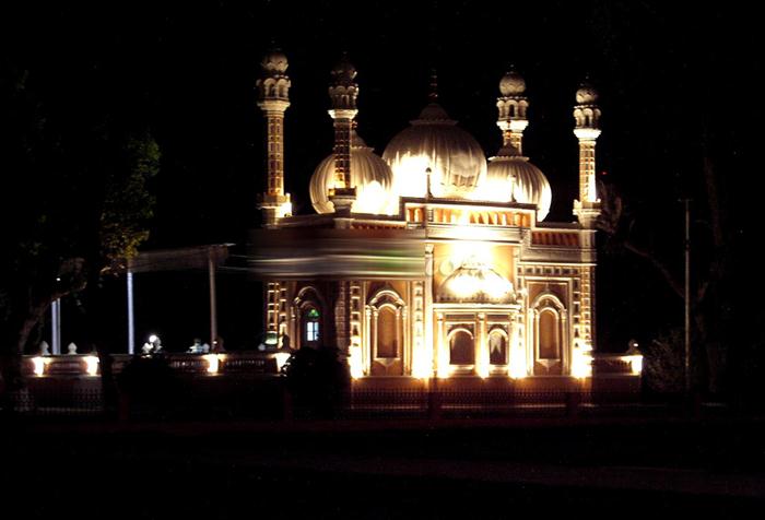 Bahawalpur__Gulzar_Mahal_Complex_Masjid__Exterior__05_sqjgd_Pak101(dot)com.jpg