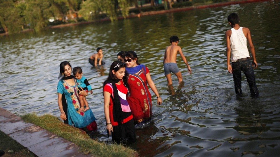 130527111014_india-heat-10.jpg