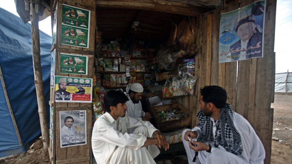 130503100120_jalozai_election4.jpg