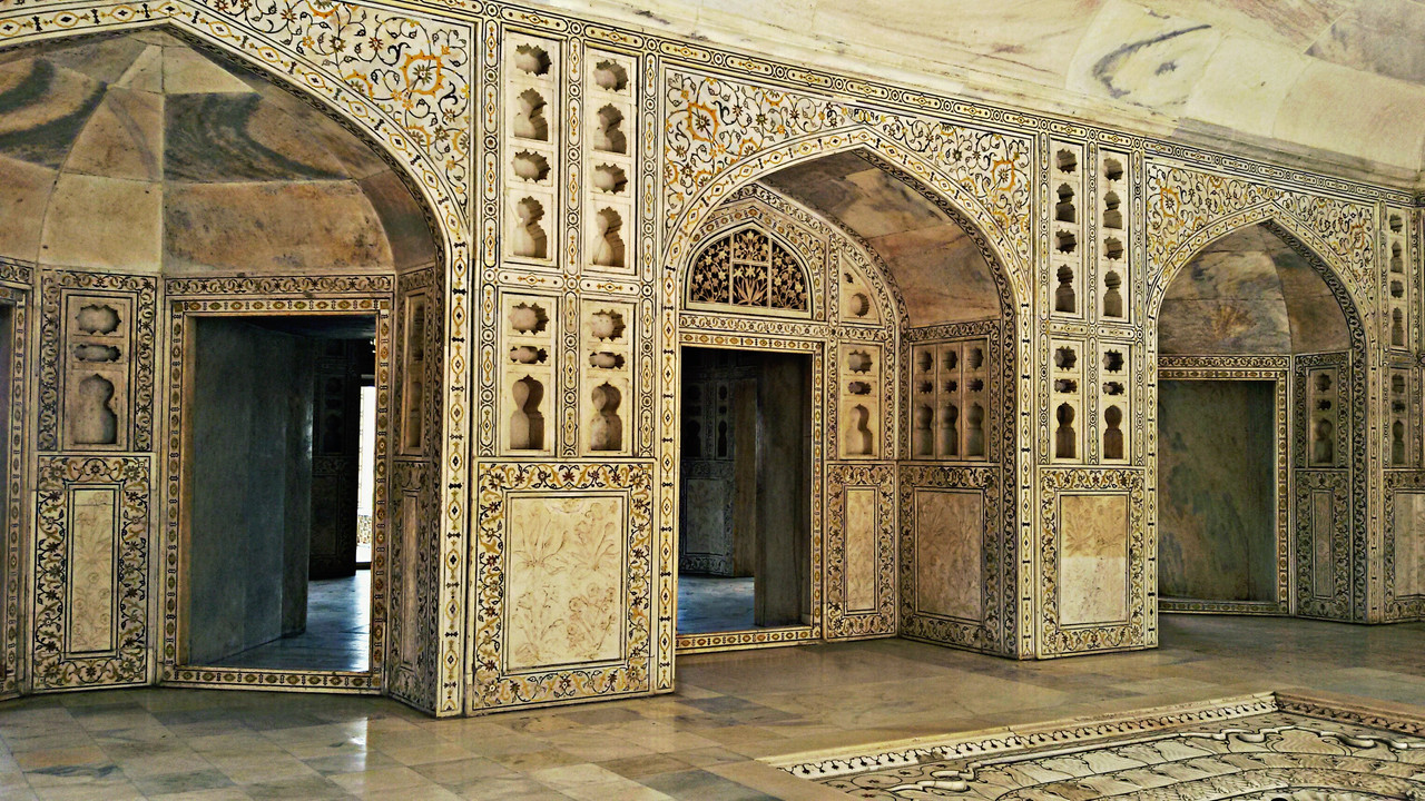 Agra-Fort-Shahjahan-s-apartment.jpg