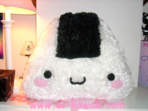Fluffy_Rice_Onigiri_Pillow_by_LiLMoon.jpg