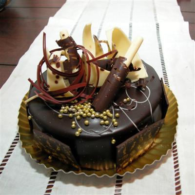 Chokolate-Birthday-Cake-04.jpg