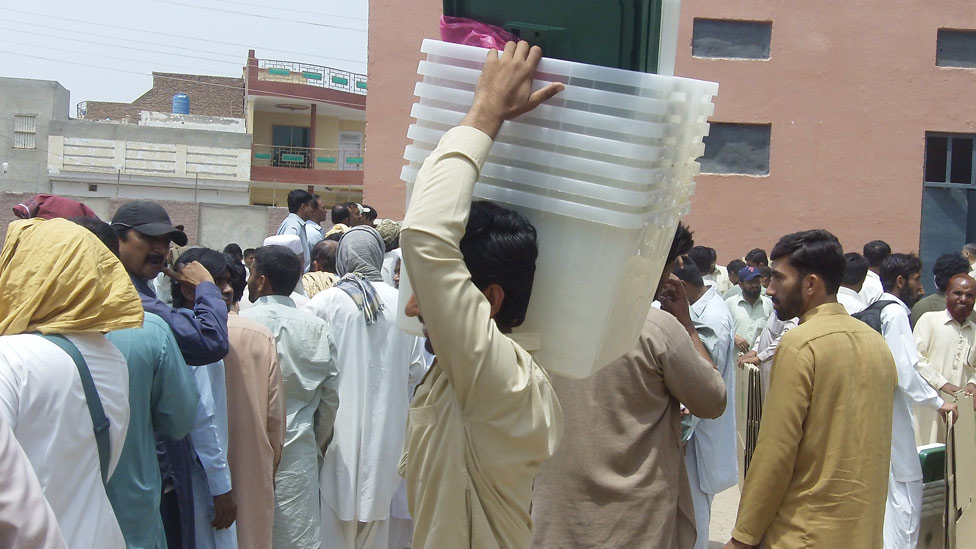130510113441_multan-three.jpg