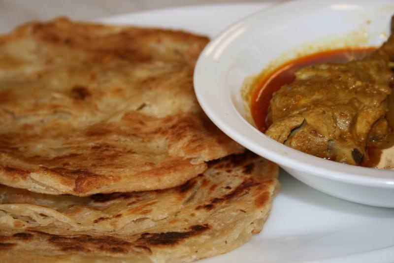 paratha-n-curry.JPG