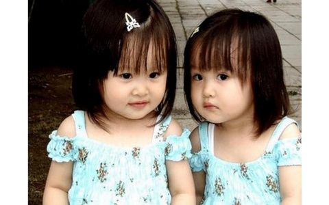 twins-baby-girl-t2_zps288e6d9c.jpg