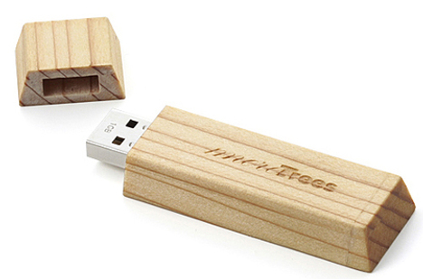 wooden-usbdrive2.jpg