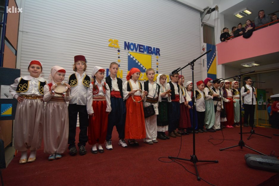 131121126.9_xl.jpg