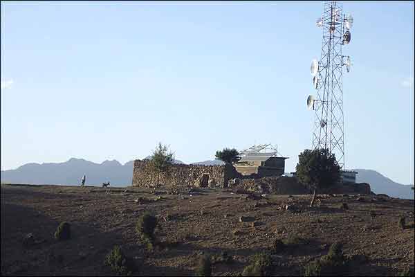 495516_seized_communication_tower6.jpg