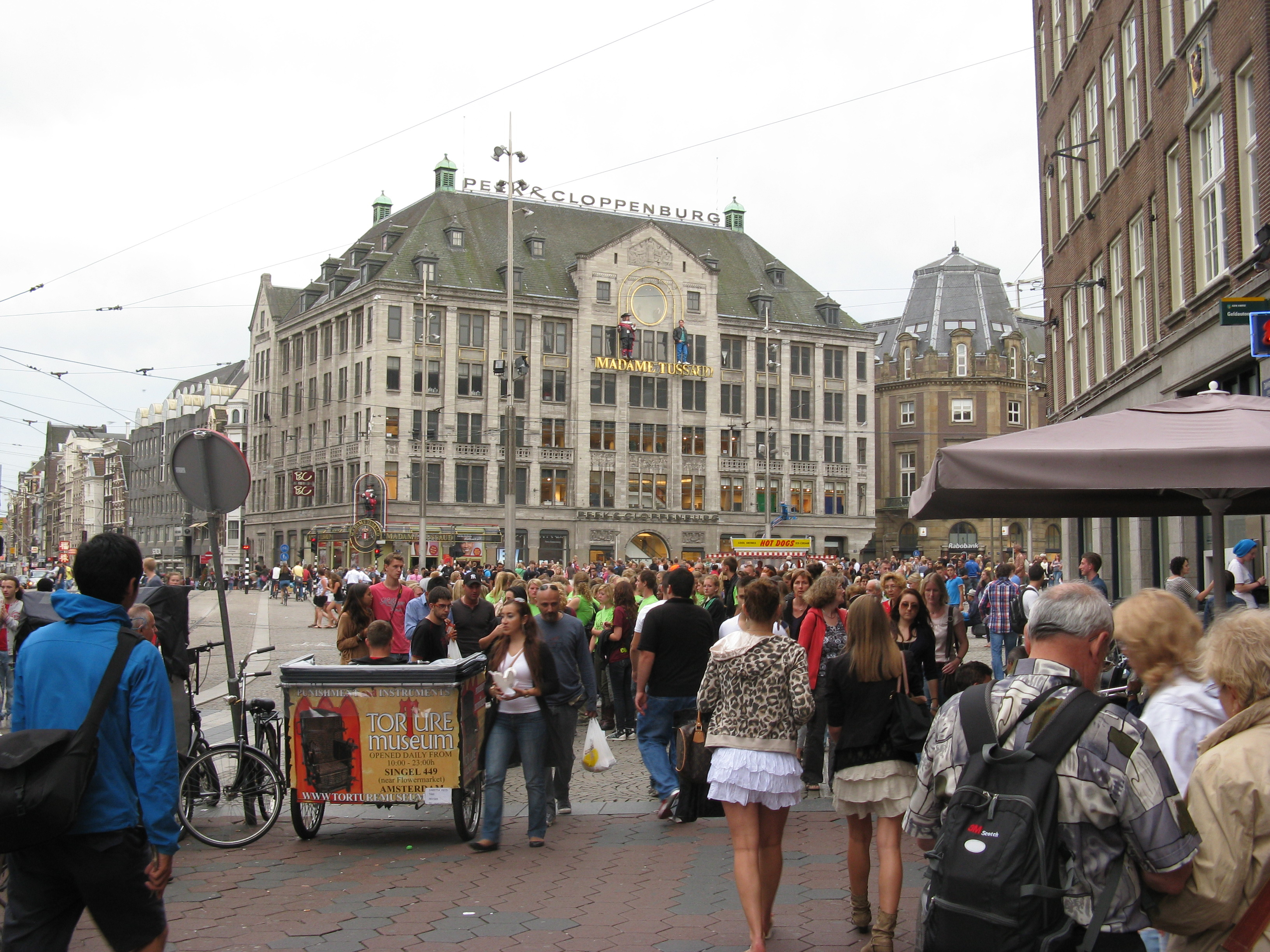Madame_Tussauds_Amsterdam.jpg