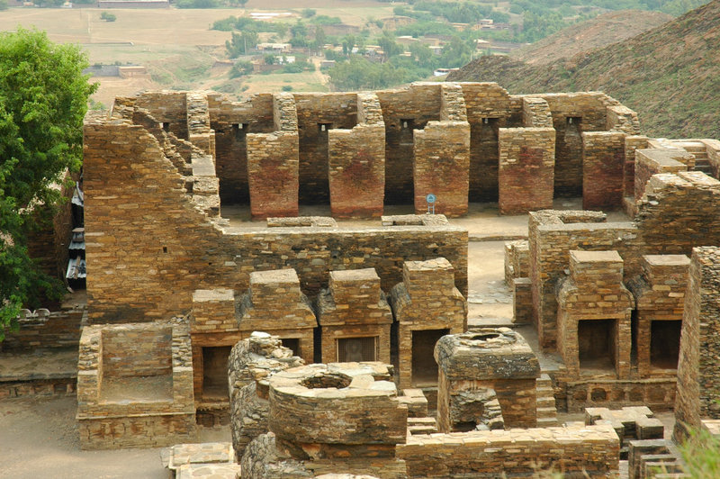 Takht-i-bahi_buddhist_ruins.....jpg