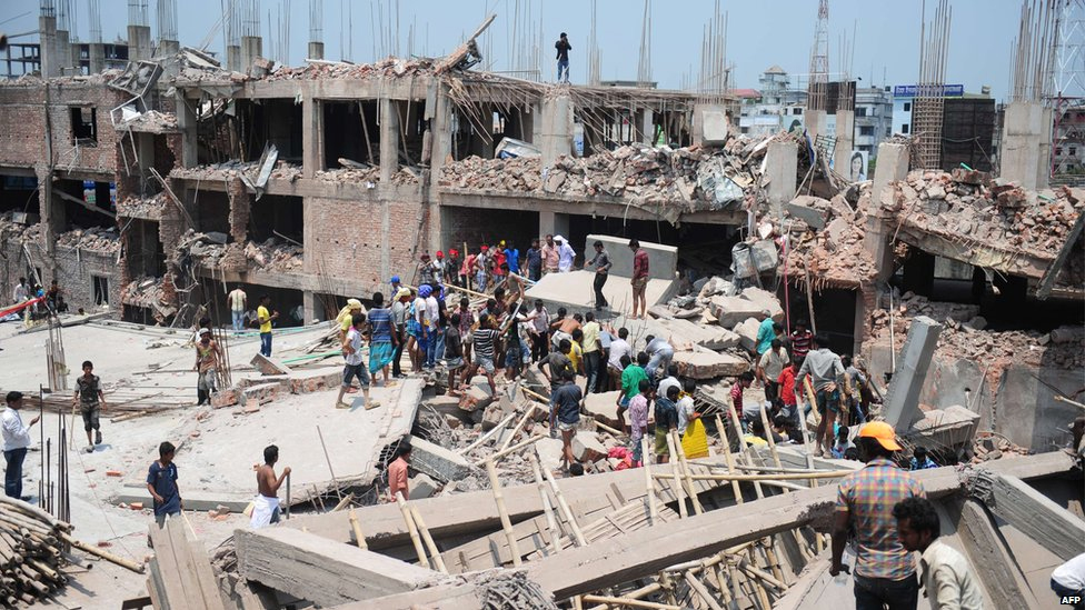 130424091559_collapse_afp.jpg