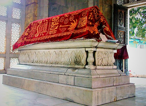 508px-Grave-of-Sultan-Qutb-al-Din-Aibak.jpg