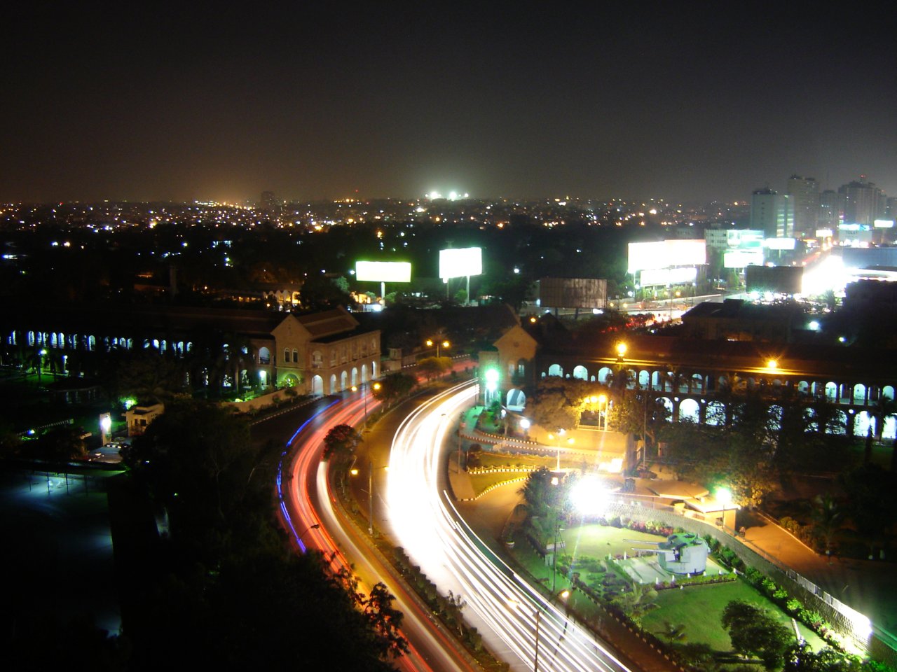karachi_at_night.jpg