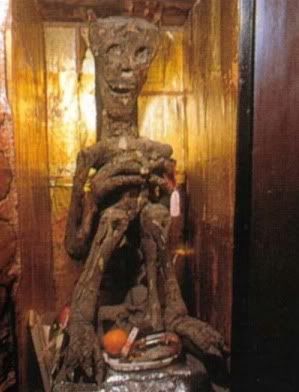 MUMMY1.jpg