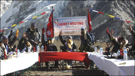 091204082853_nepal-cabinet-6.jpg