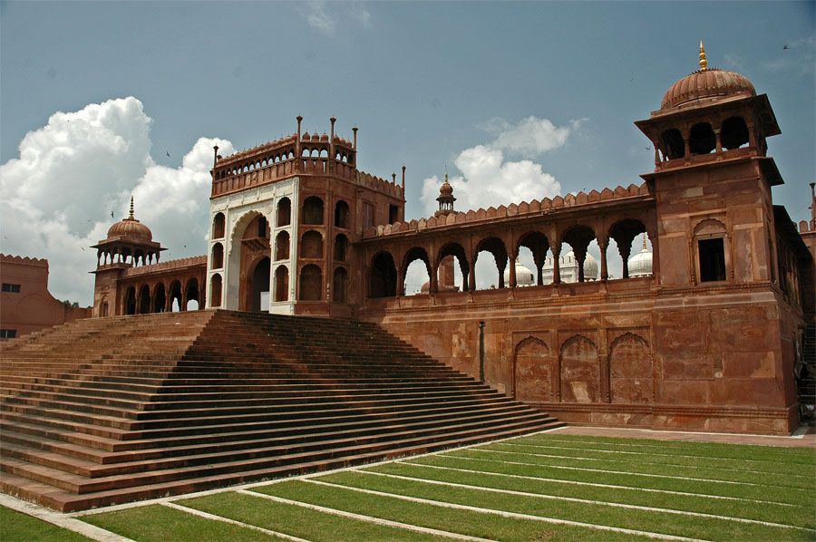 moti-masjid-bhopal.jpg