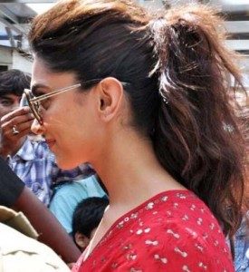 deepika-padukone-ponytail-275x300.jpg