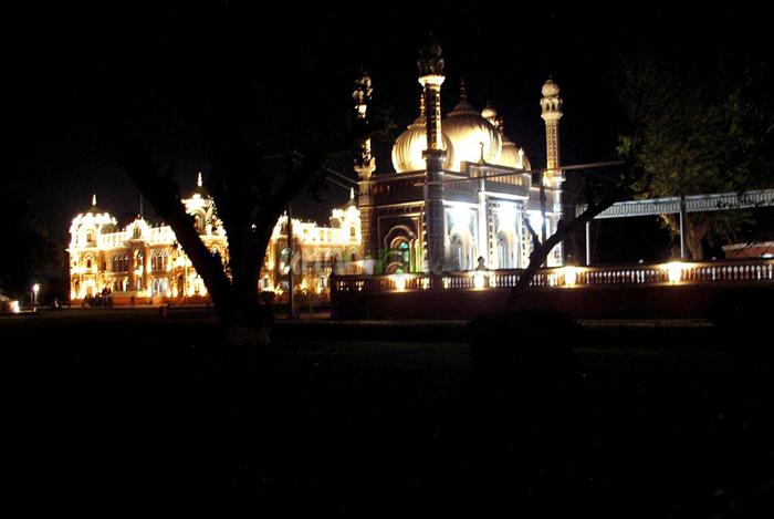 Bahawalpur__Gulzar_Mahal_Complex_Masjid__Exterior__04_ihifj_Pak101(dot)com.jpg