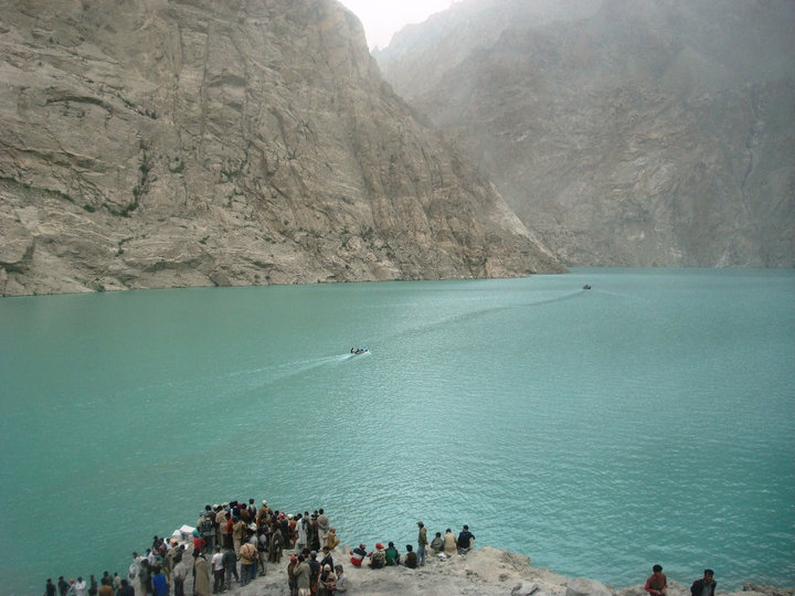 people-on-the-lake.jpg