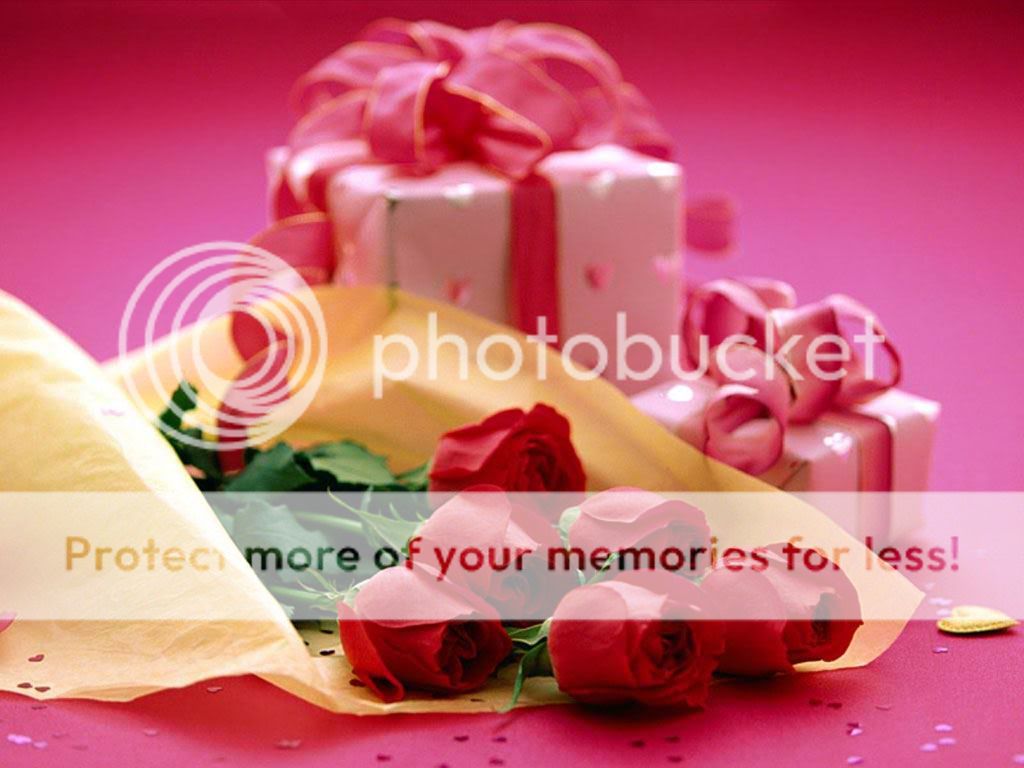 BirthdayGiftWallpaper__yvt2.jpg