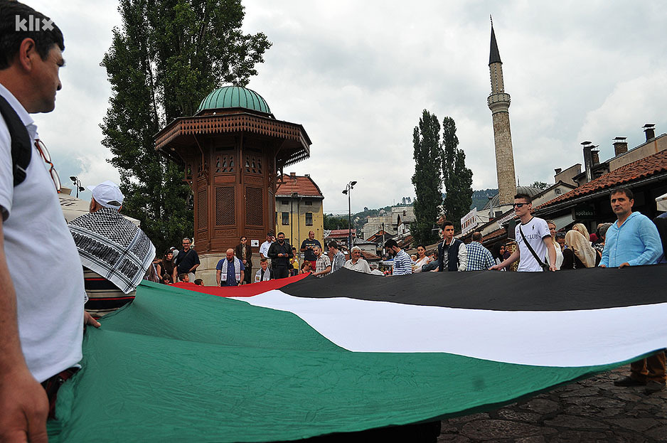 140718098.3_xl.jpg