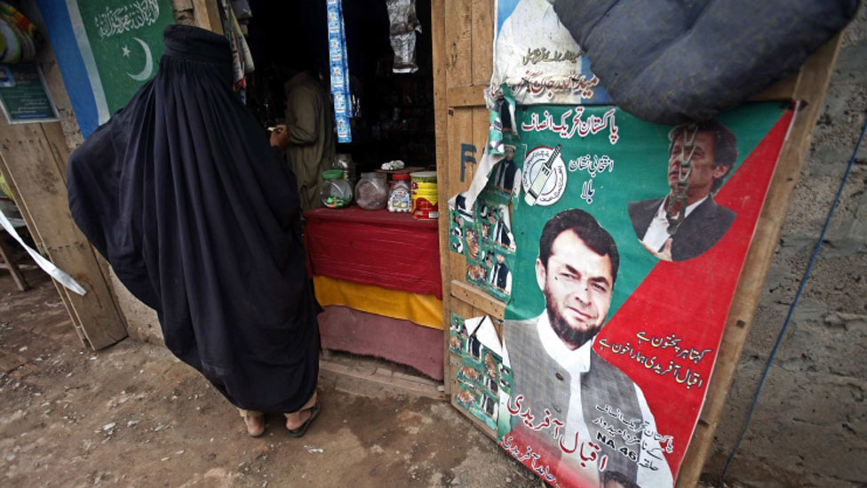 130503100118_jalozai_election3.jpg