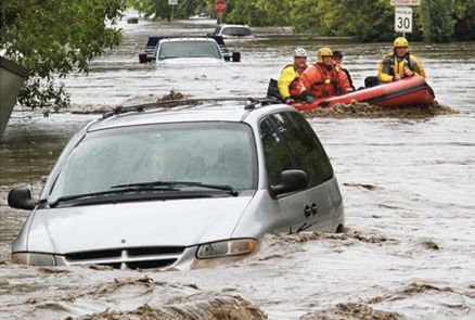 flooding-alberta-canada-June-2013.jpg