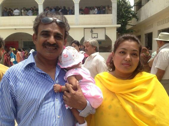 130511085427_khi_family.jpg