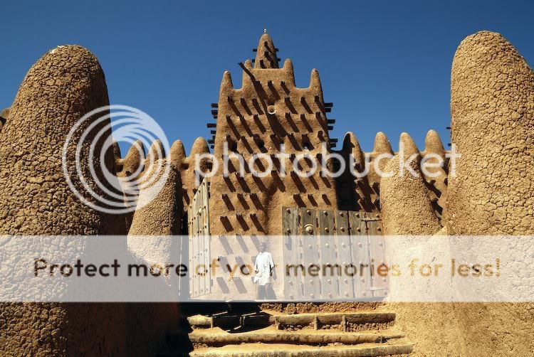 TheMosqueofDjenne1.jpg