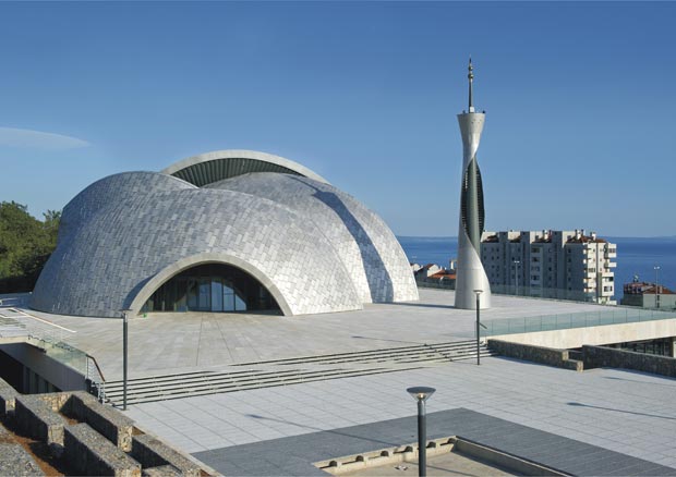 The-Mosque-in-Rijeka_main-entrance.jpg