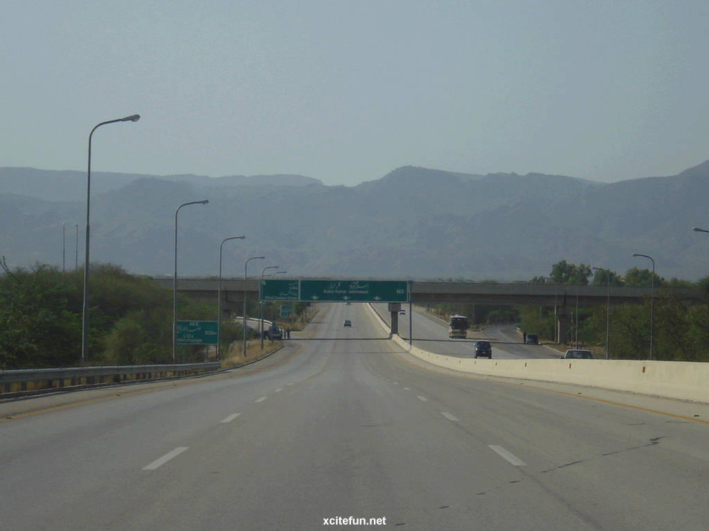 253517,xcitefun-motorway-pakistan-m-2-0.jpg