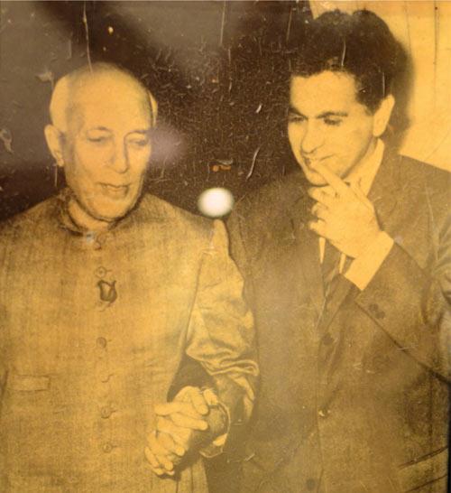 14dilip-kumar-amitabh-srk-together3.jpg