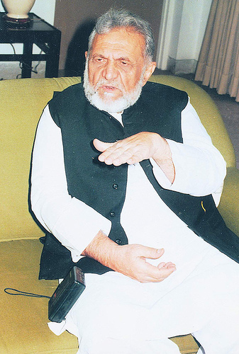 Ashfaq+Ahmad.jpg