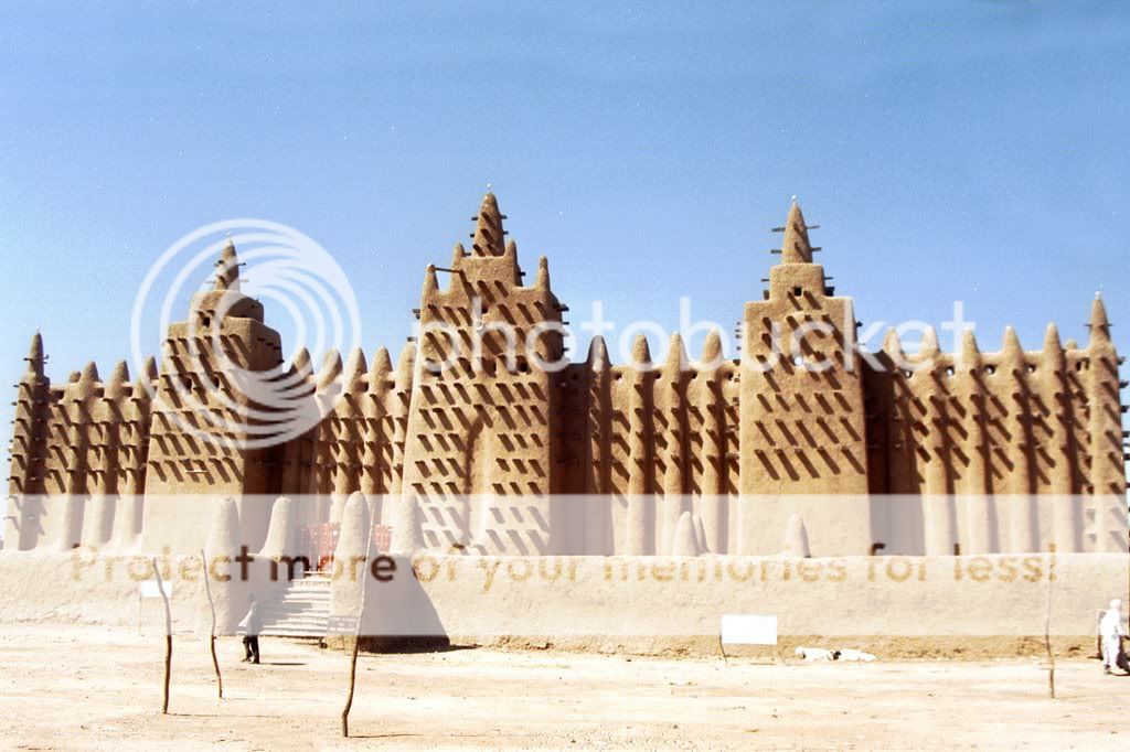 TheMosqueofDjenne3.jpg