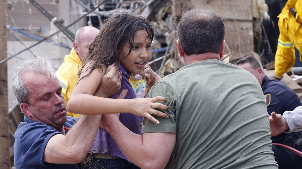 130521043411_oklahoma_tornado_6_.jpg