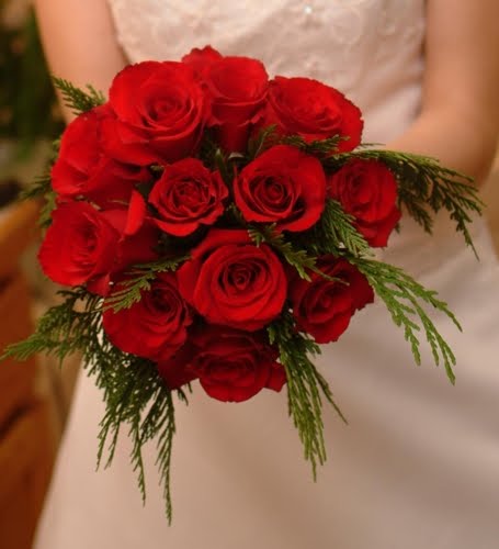 red-roses-bouquet.jpg