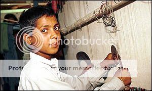 _199059_child_carpet_weaver_pakistan_ap_300.jpg