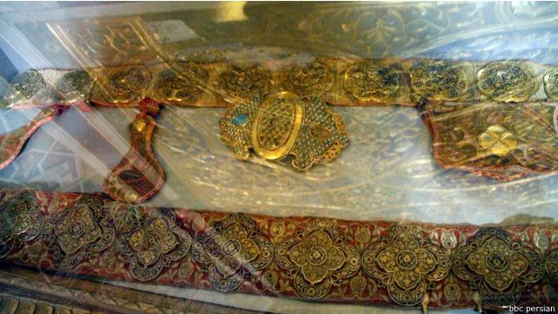160714121719_bukhara_setareh_e_mah_e_khaasse_tajik_delegation_of_silk_festival_624x351_bbcpersian.jpg
