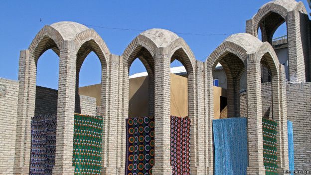 160714133206_bukhara_other_historic_places_tajik_photographer_jamshid_shayev_624x351_bbcpersian.jpg