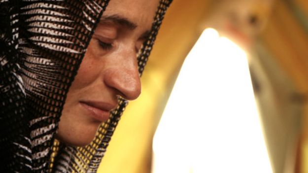 140924083632_yazidi_woman_512x288_bbc_nocredit.jpg