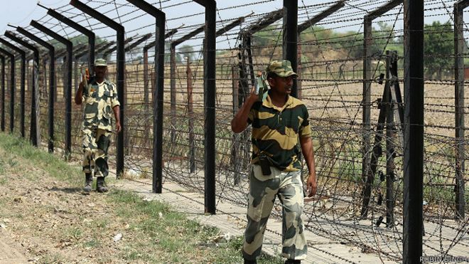 150616111324_india_pakistan_border_securities_forces_624x351_robinsingh.jpg
