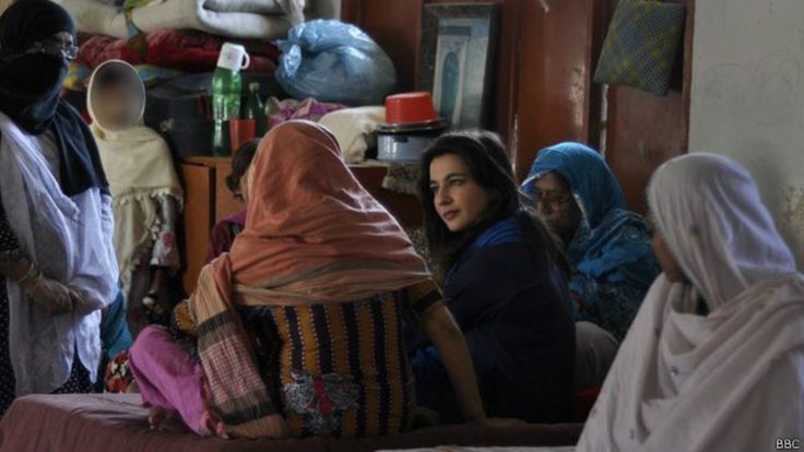 141213091940_woemn_pakistan_624x351_bbc.jpg