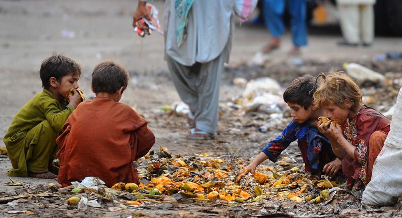 poverty-in-pakistan-21.jpg